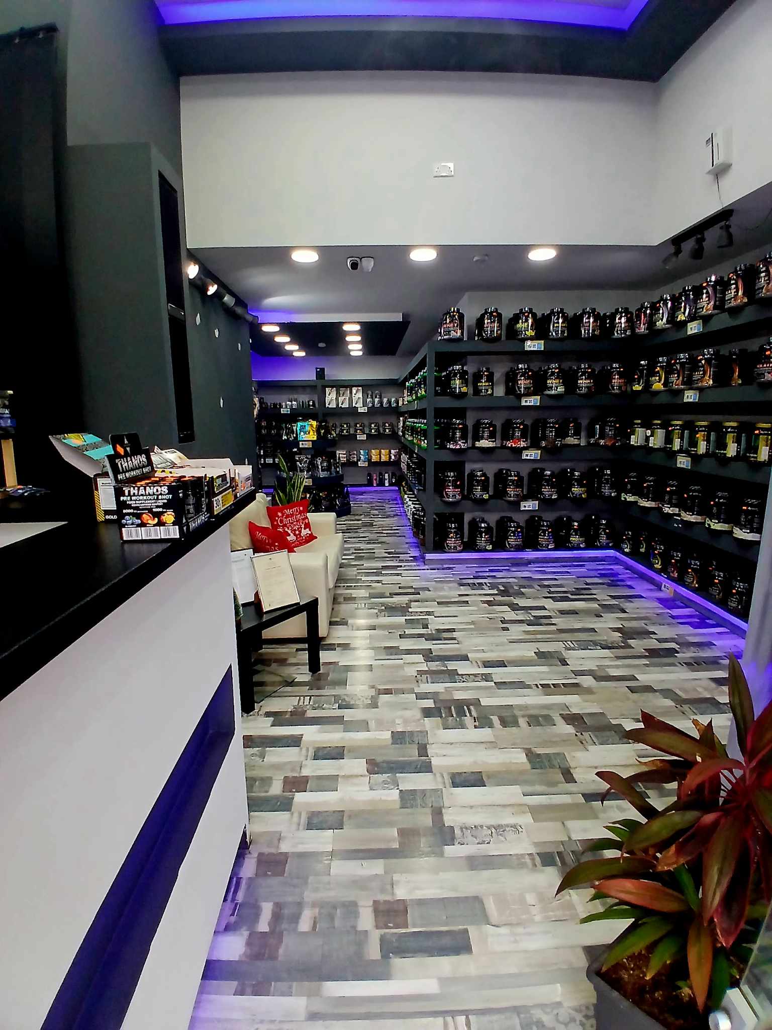 VIP Supplements Omonoias supplement shelves